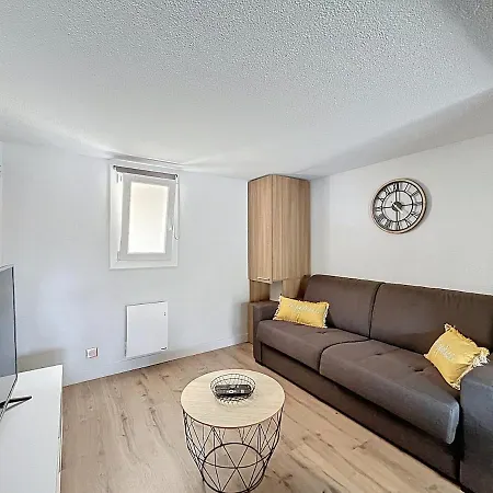Modern Maisonette *